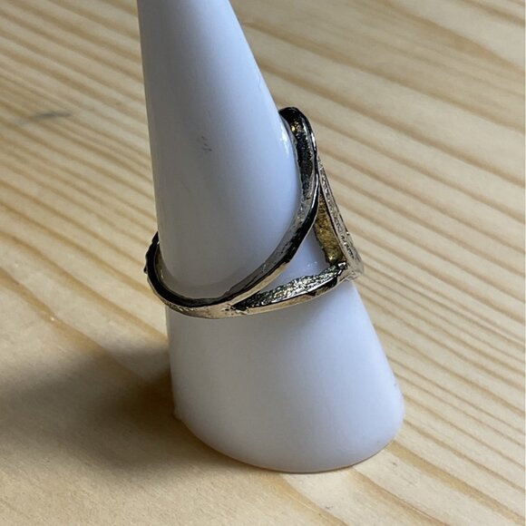 Silver Our Lady of Guadalupe Faith and Devotion Ring - Picture 3 of 5